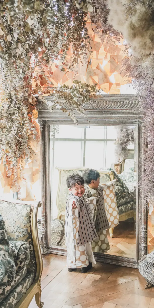 着物を着用した女の子の七五三記念写真